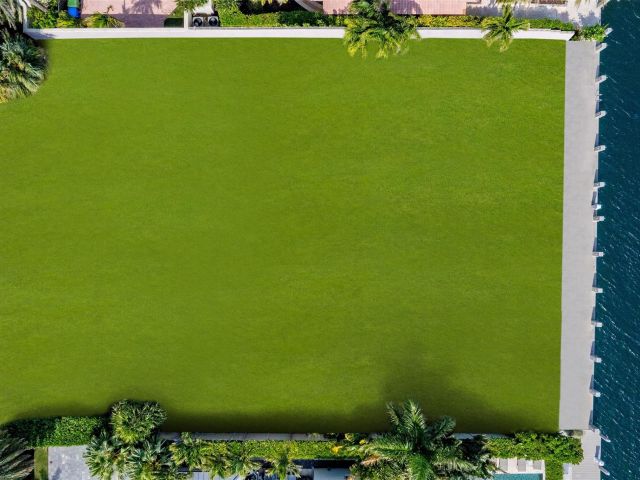 Продажа дома по адресу 2455 Del Lago Dr - фото 5760296