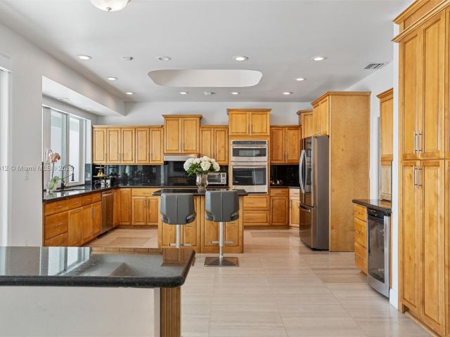 Продажа дома по адресу 9880 SW 148th Ter - фото 5777013