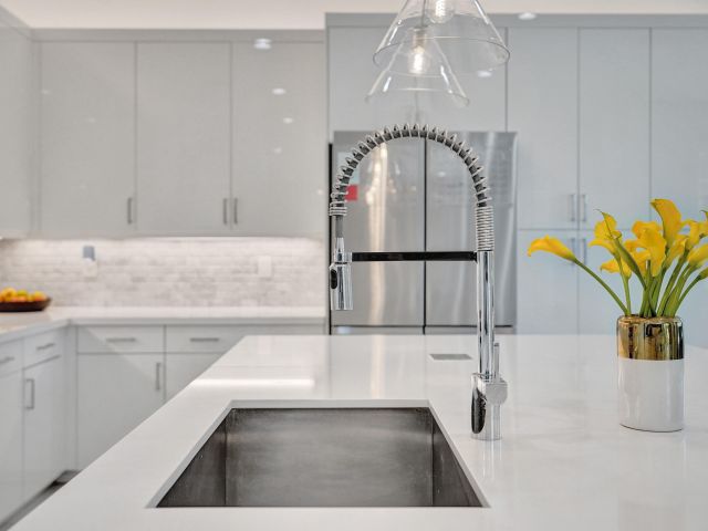 Продажа дома по адресу 7650 Francisca Club Lane - фото 6595494