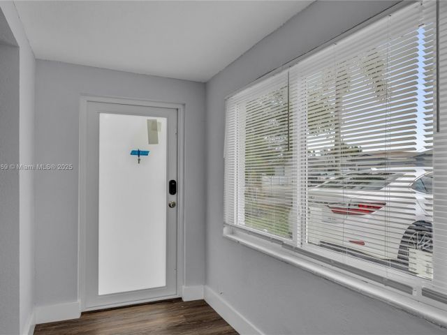 Продажа дома по адресу 2243 Greene St - фото 5840070