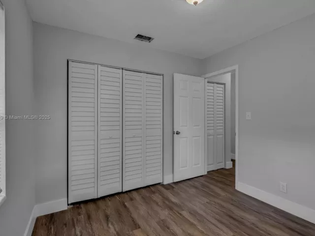 Продажа дома по адресу 2243 Greene St - фото 5840074