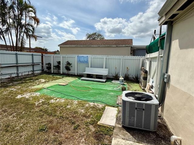 Продажа дома по адресу 4452 NW 204th St - фото 6100403