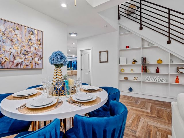 Продажа дома по адресу 605 NE 15th Ave - фото 5802933