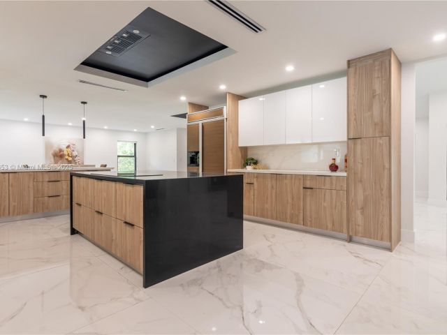 Продажа дома по адресу 3850 SW 130th Ave - фото 5765881