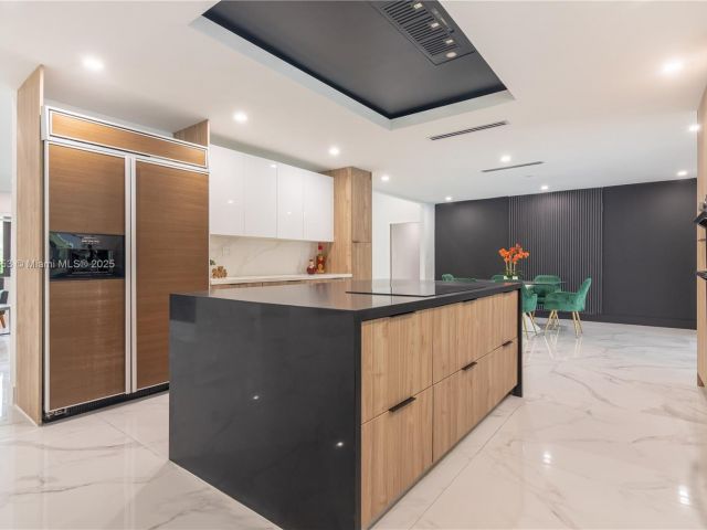 Продажа дома по адресу 3850 SW 130th Ave - фото 5765885