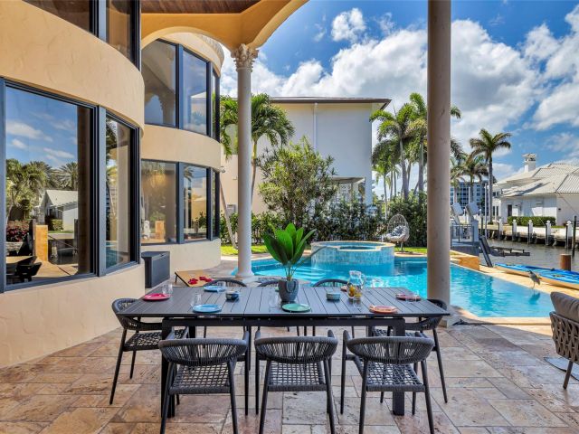 Дом в аренду по адресу 1011 Rhodes Villa Avenue - фото 5768496