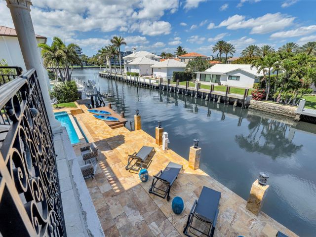 Дом в аренду по адресу 1011 Rhodes Villa Avenue - фото 5768500