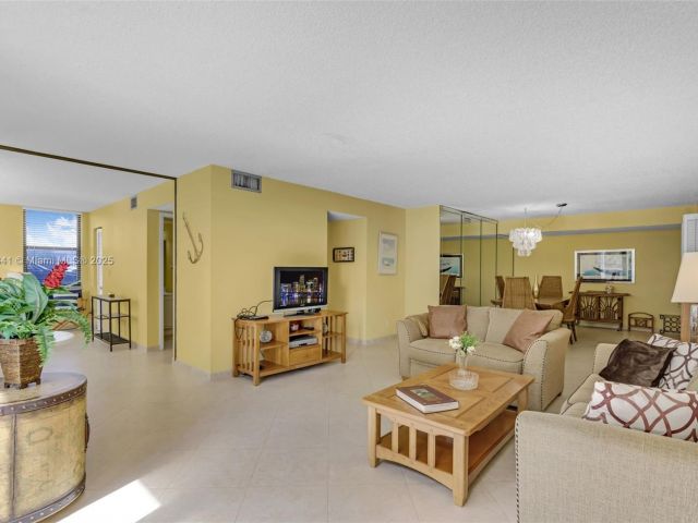 Продажа квартиры #207 - фото 5774220