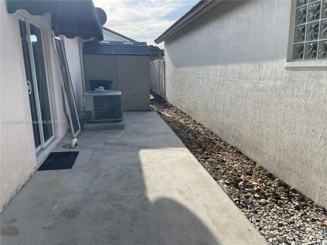 Продажа дома по адресу 14144 SW 149th Pl - фото 5797250