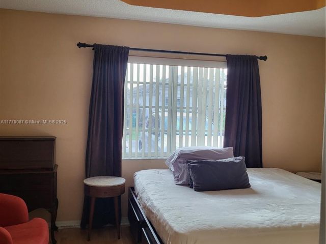 Продажа дома по адресу 14144 SW 149th Pl - фото 5894979