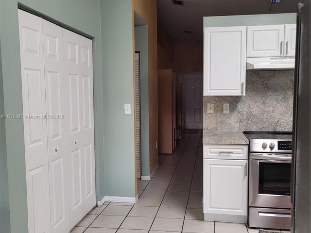 Продажа дома по адресу 14144 SW 149th Pl - фото 5894982