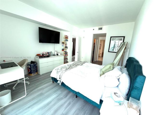 Продажа квартиры #2706 - фото 5780911