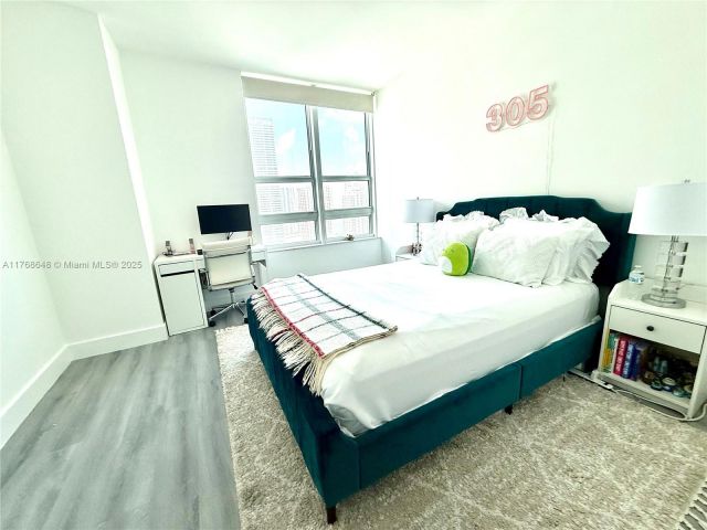 Продажа квартиры #2706 - фото 5780912