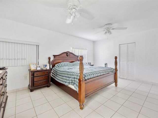 Продажа дома по адресу 25600 SW 197th Ave - фото 5779160