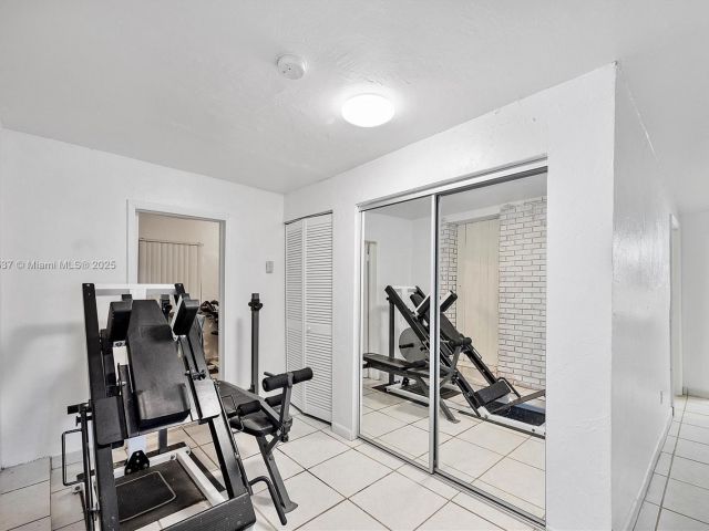 Продажа дома по адресу 25600 SW 197th Ave - фото 5779162