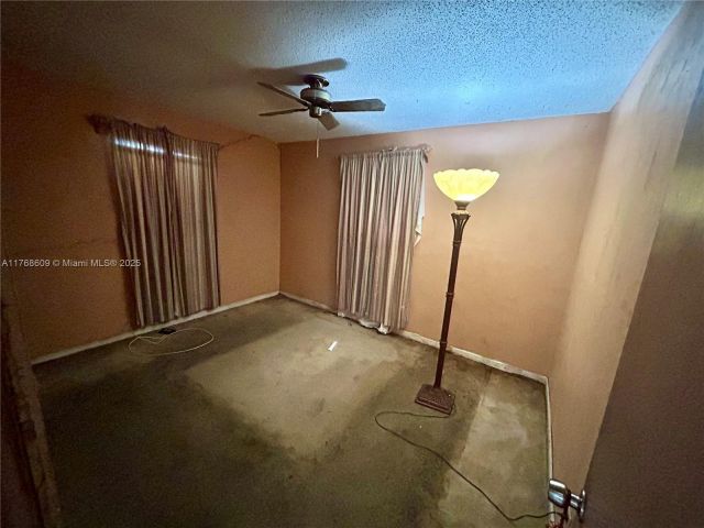 Продажа дома по адресу 5416 Flagler St - фото 5830183