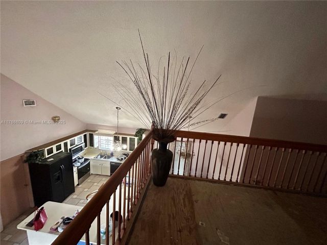 Продажа дома по адресу 5416 Flagler St - фото 5830187