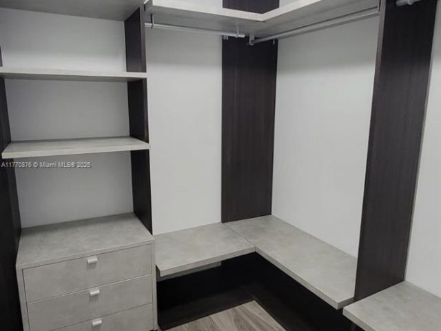 Продажа квартиры #4308 - фото 5780850