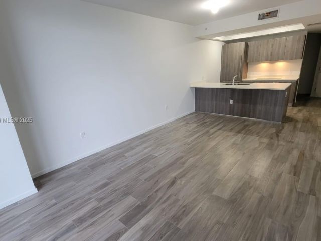 Продажа квартиры #4308 - фото 5780859