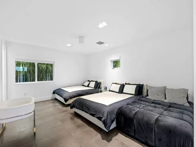 Продажа дома по адресу 7047 San Sebastian Circle - фото 9379486
