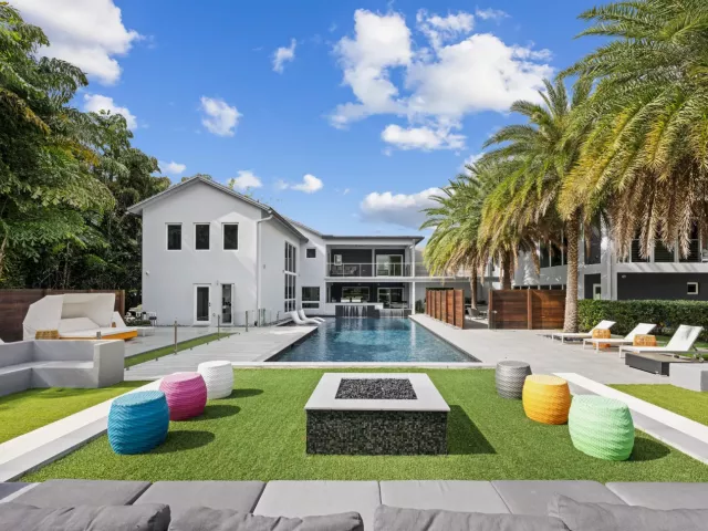 Продажа дома по адресу 7047 San Sebastian Circle - фото 9379509