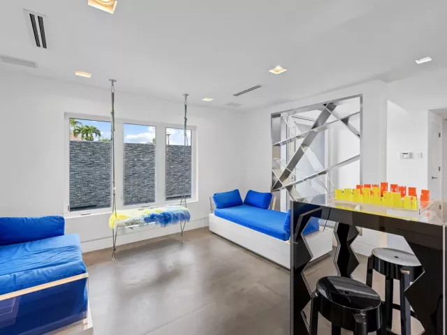 Продажа дома по адресу 7047 San Sebastian Circle - фото 9379445