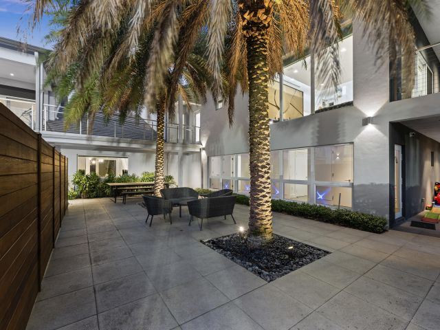 Продажа дома по адресу 7047 San Sebastian Circle - фото 5842929