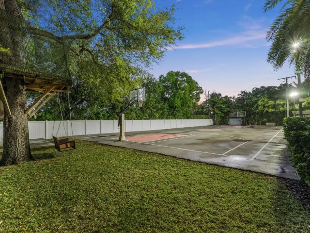 Продажа дома по адресу 7047 San Sebastian Circle - фото 5842932