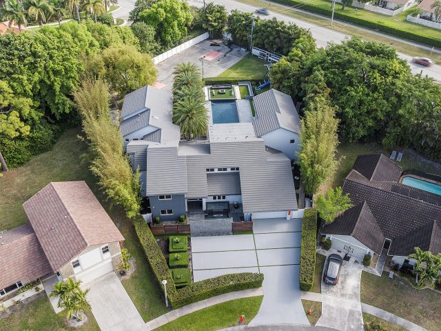 Продажа дома по адресу 7047 San Sebastian Circle - фото 5842938