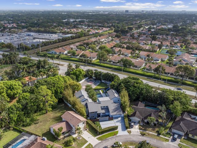 Продажа дома по адресу 7047 San Sebastian Circle - фото 5842941