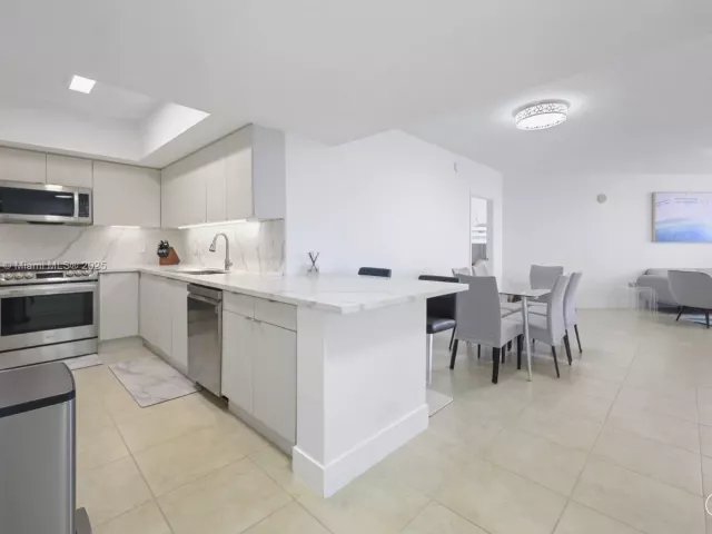 Квартира в аренду номер3306 - фото 5799402