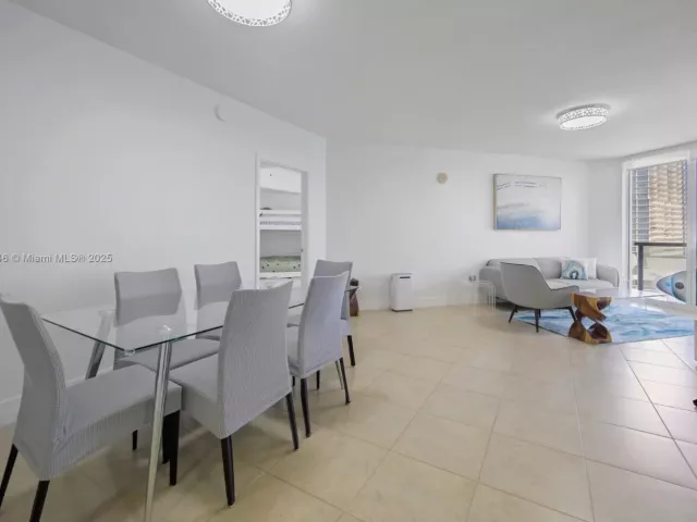 Квартира в аренду номер3306 - фото 5799408