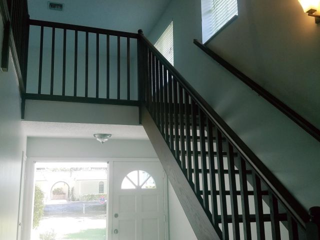 Дом в аренду по адресу 181 NE Wavecrest Way NE - фото 5821335