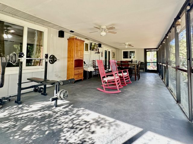 Продажа дома по адресу 13619 57th Place N - фото 5792232