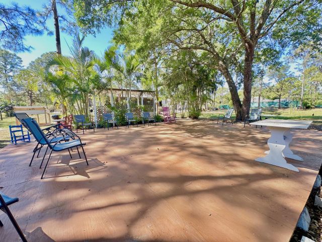 Продажа дома по адресу 13619 57th Place N - фото 5944085