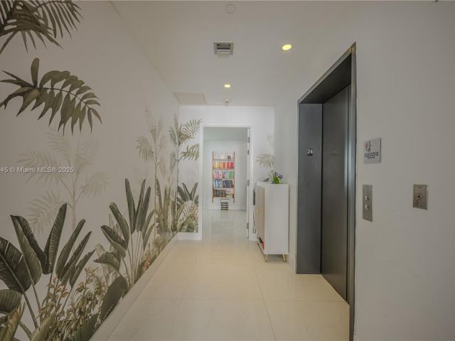 Продажа квартиры #2407 - фото 5800076