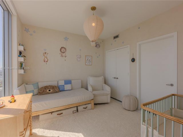 Продажа квартиры #2407 - фото 5800085