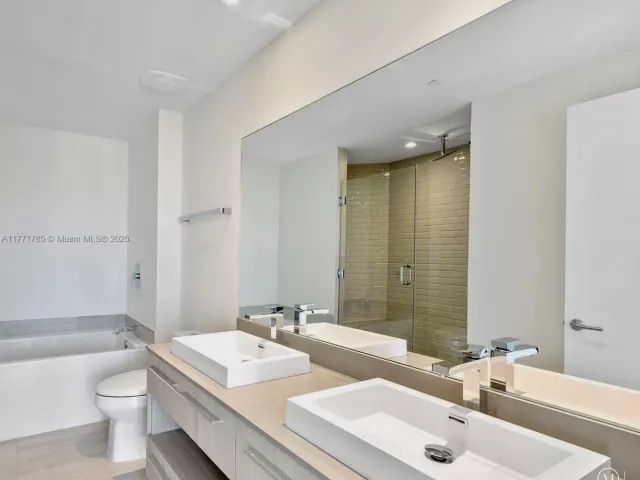 Продажа квартиры #T4301 - фото 5798876