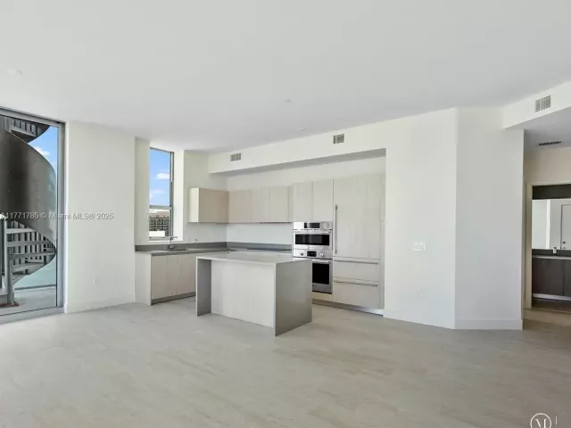 Продажа квартиры #T4301 - фото 5798879