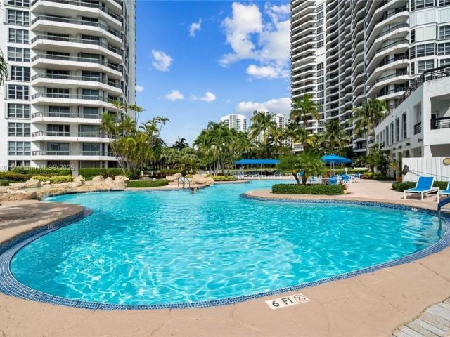 Продажа квартиры #1210 - фото 5796524