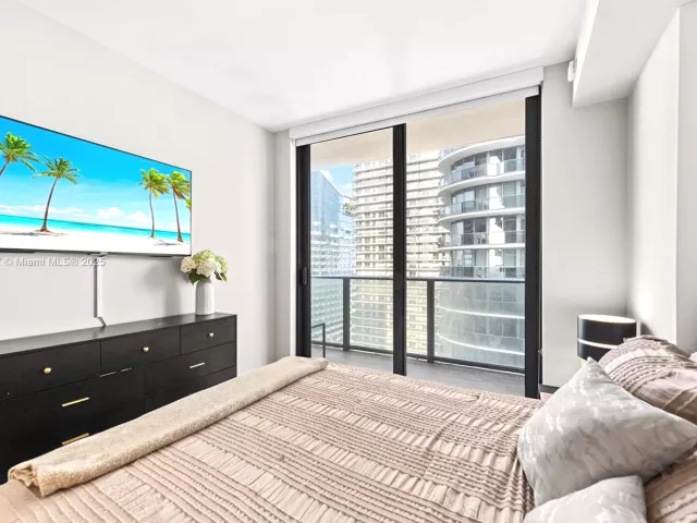 Продажа квартиры #3601 - фото 5811580