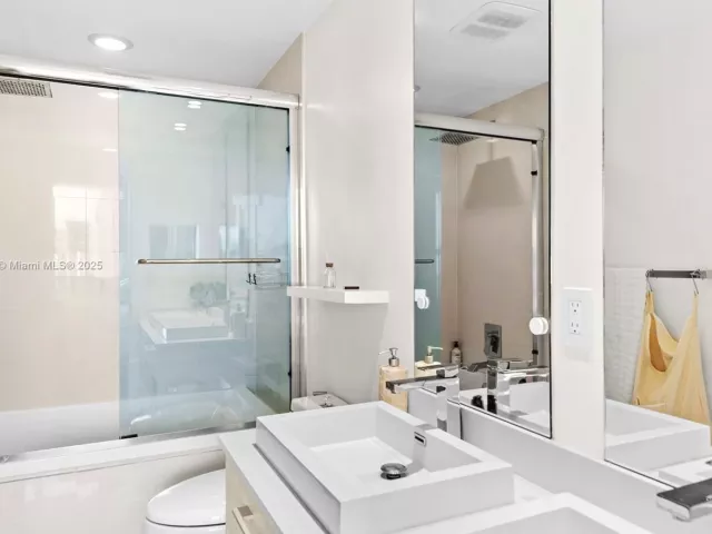 Продажа квартиры #3601 - фото 5811575