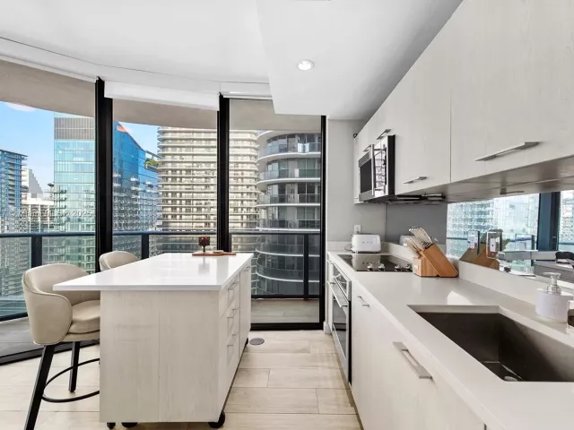 Продажа квартиры #3601 - фото 5811570