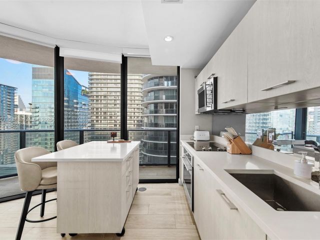 Продажа квартиры #3601 - фото 5811570