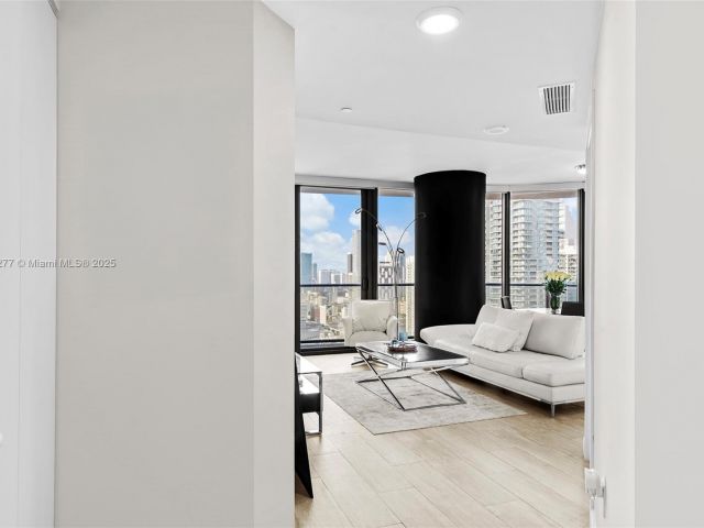 Продажа квартиры #3601 - фото 5811582