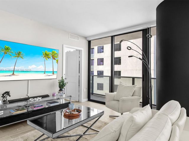 Продажа квартиры #3601 - фото 5811584