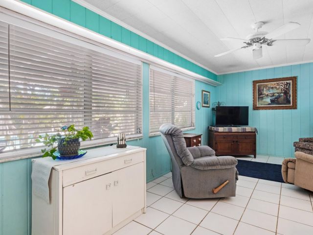 Продажа дома по адресу 5713 NE 17th Ave - фото 5800725