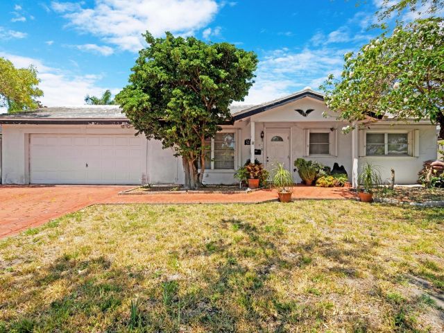 Продажа дома по адресу 5713 NE 17th Ave - фото 5800734