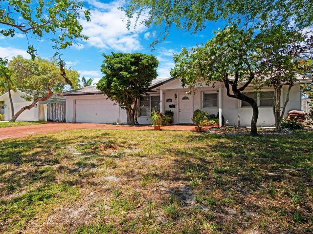 Продажа дома по адресу 5713 NE 17th Ave - фото 5800737