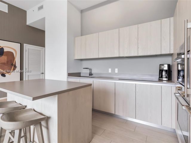 Продажа квартиры #R406 - фото 5811915